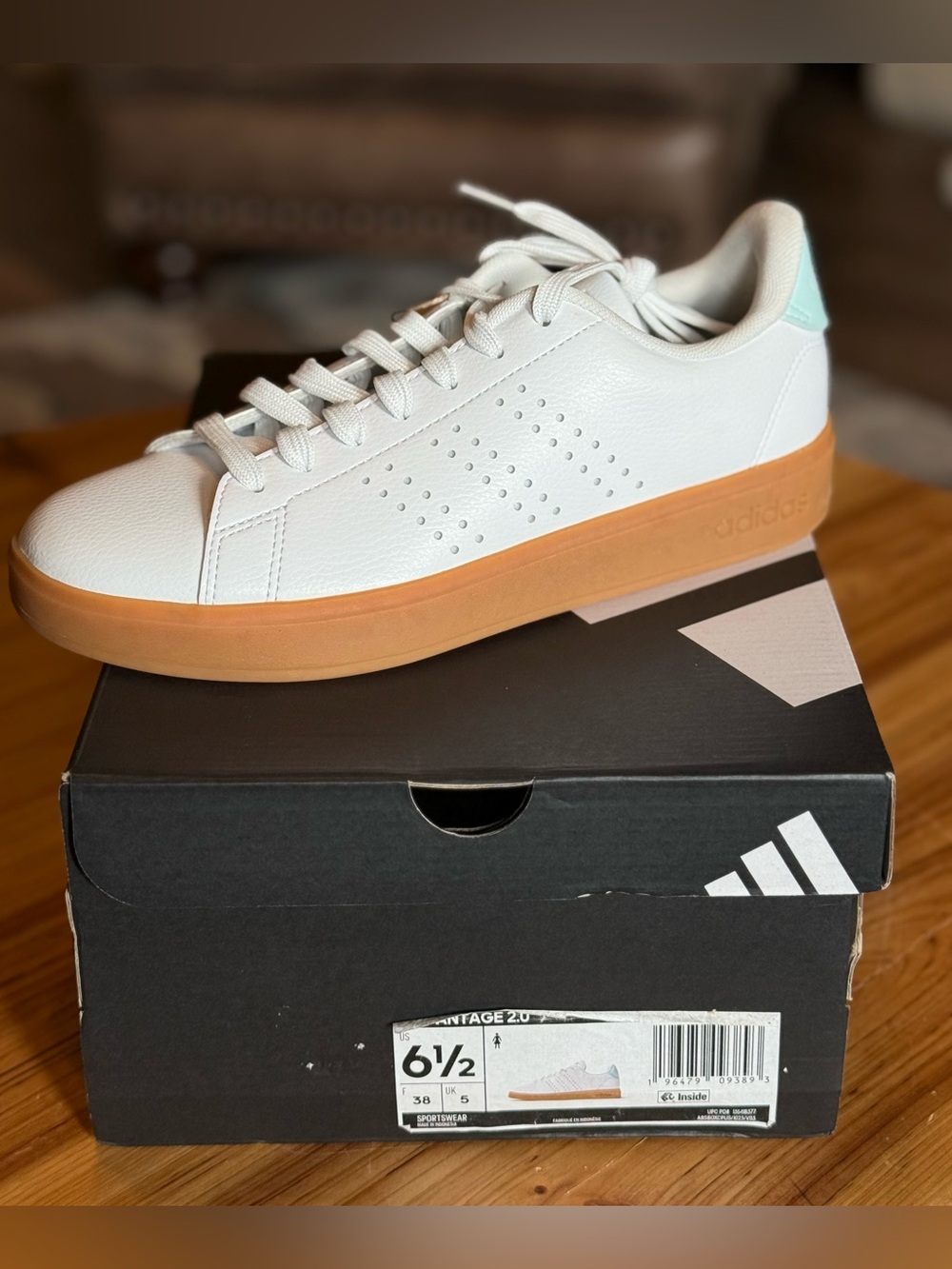NWT! Adidas 2.0
